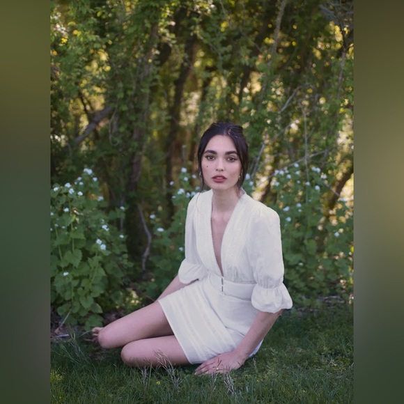 F26 Reformation Cassatt cotton Dress in white - Picture 2 of 13